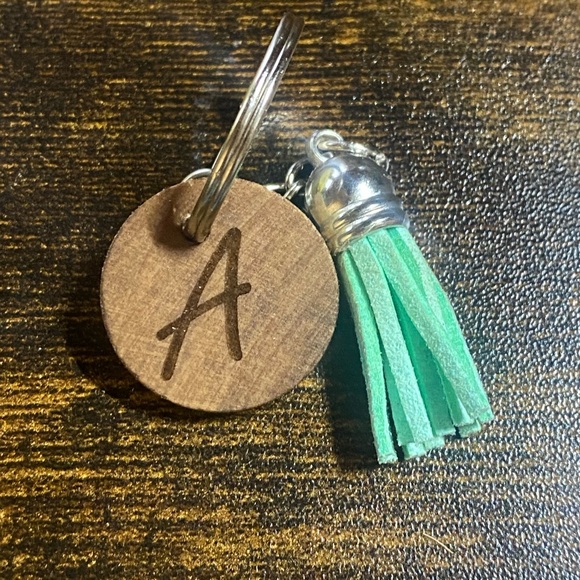 Letter keychain - Picture 1 of 1
